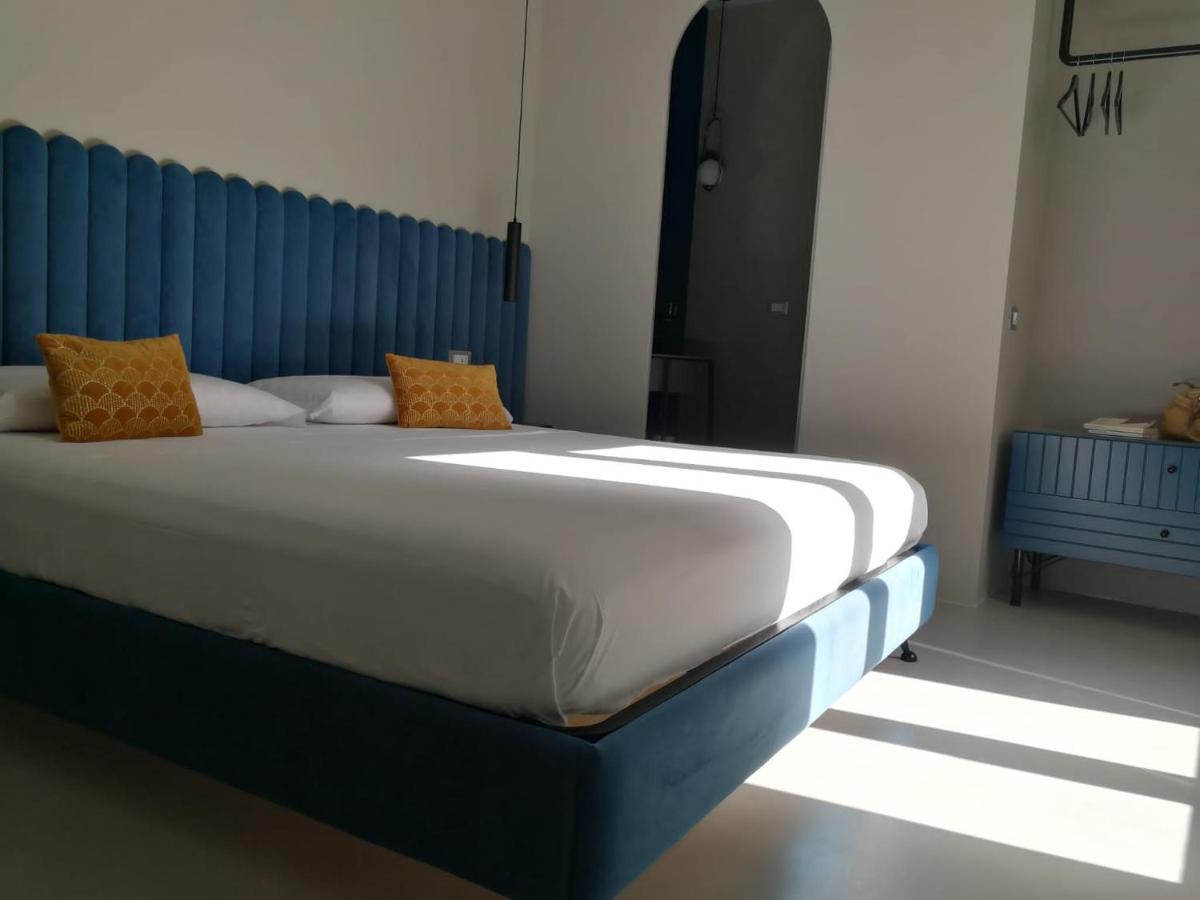 Luciani 33 Luxury Rooms Salerno Exterior foto